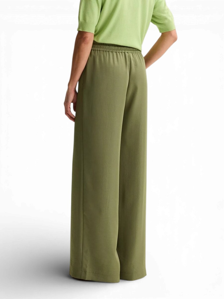 Groene losvallende broek Canno Mayerline