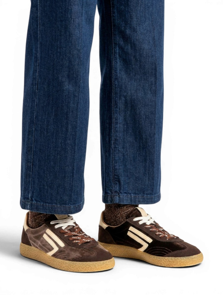 Bruine lage sneakers Puraai