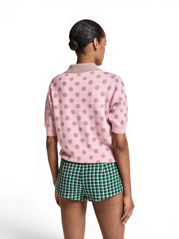 Oudroze en mauve polo met stippen en zilveren knopen Krab Essentiel