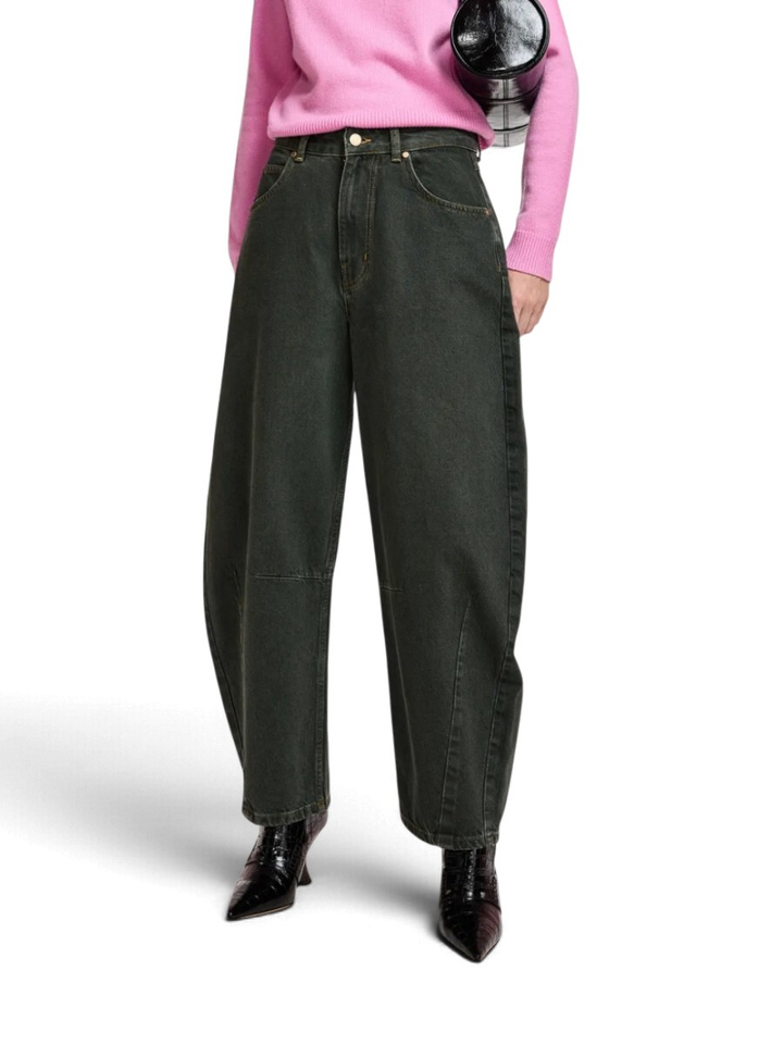 Kakigroene cropped jeans met barrelpijp Kokos Essentiel
