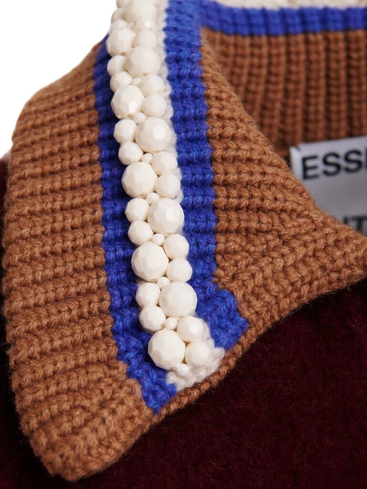 Bordeaux cardigan met bruine, blauwe en gebroken witte kraag Kamore Essentiel