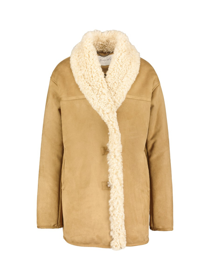 Beige jas in faux fur met teddy Urbancode 