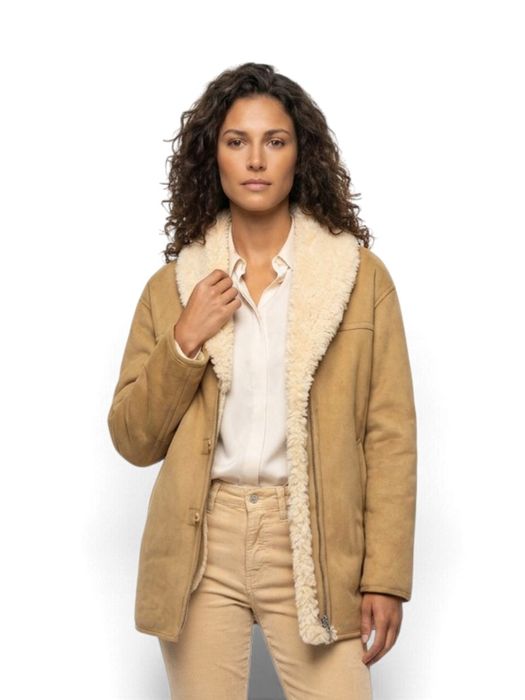 Beige jas in faux fur met teddy Urbancode