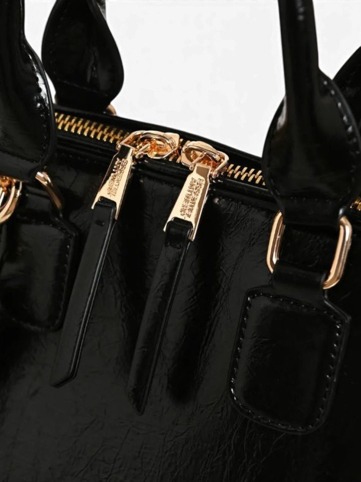 Zwarte handtas van faux lakleer Karla Essentiel