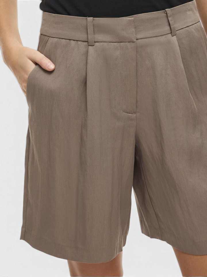 Bruine short Vialyna Vila