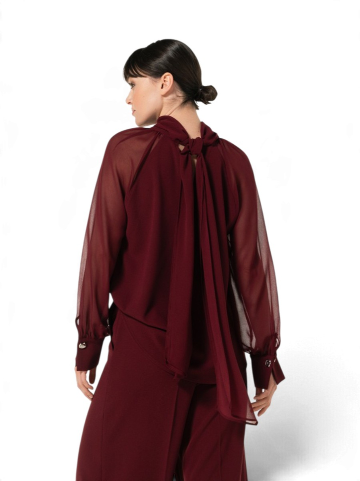Bordeaux blouse met sierlijke mouw Caroline Biss