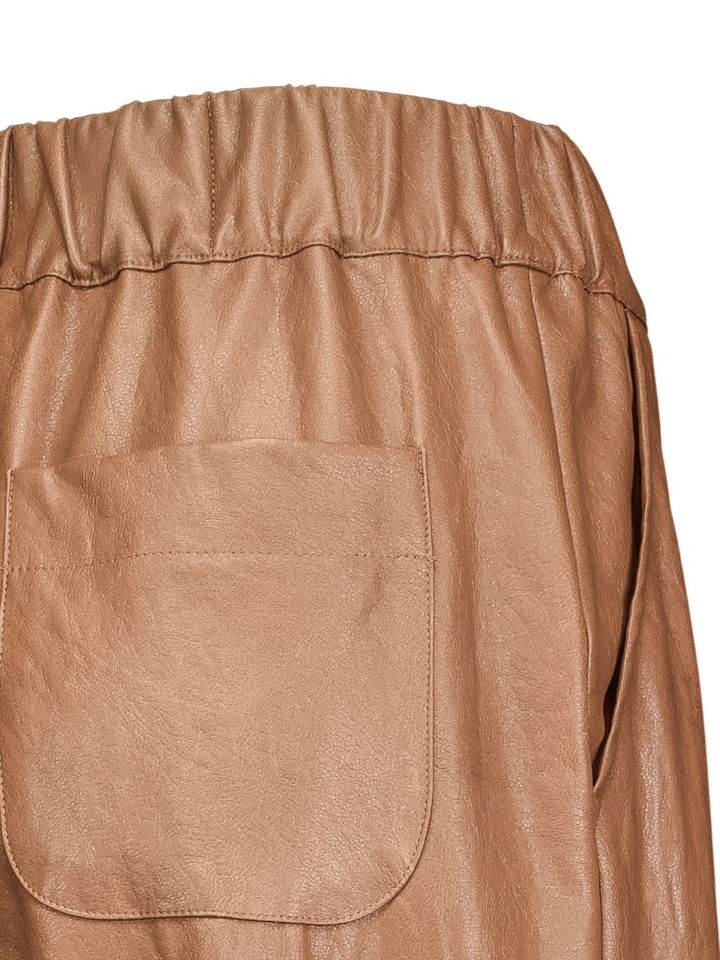 Cognac kleurige wijde broek in lederlook Caroline Biss