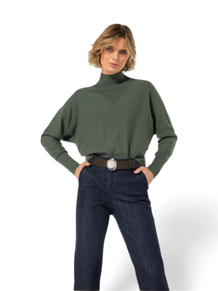 Groene fijngebreide pull met v-detail Caroline Biss