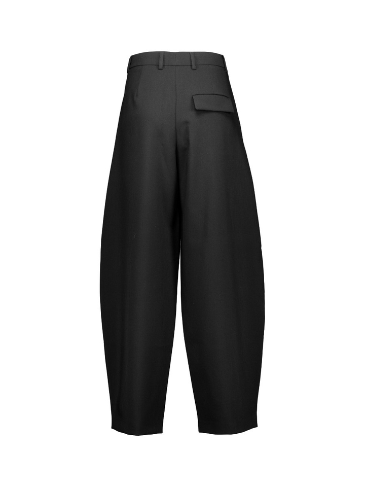 Zwarte geklede broek in barrel fit model Alyn Rossi 