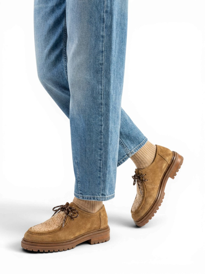 Camel lage schoen met blokhak Elias Catwalk
