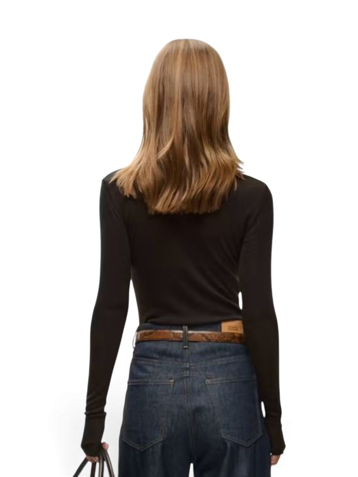 Chocoladebruine fijne pull Ninia Gestuz 