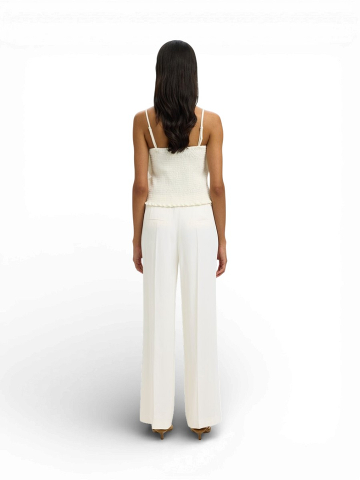 Witte soepeelvallende broek met bandplooi Selected