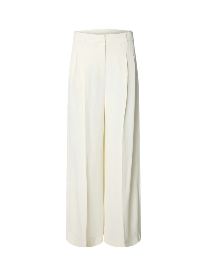 Witte soepeelvallende broek met bandplooi Selected