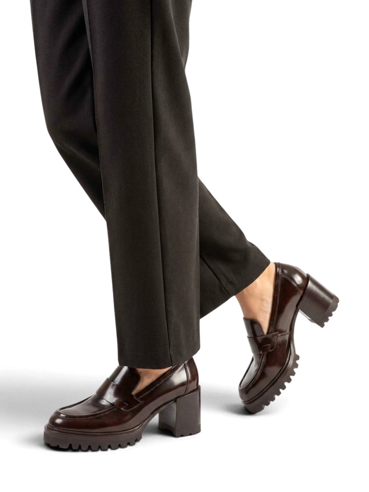 Brush pumps Truman's