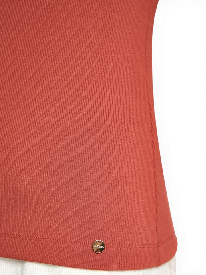 Roestkleurige top in ribbel Marccain 