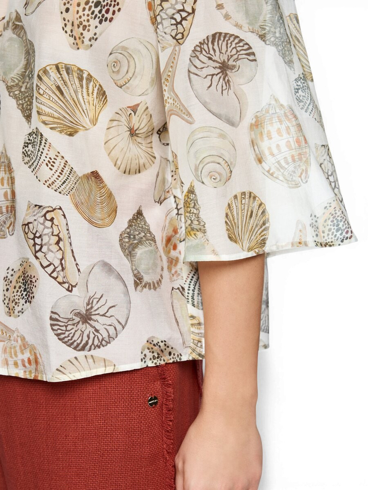 Ecru blouse met schelpenprint Marccain