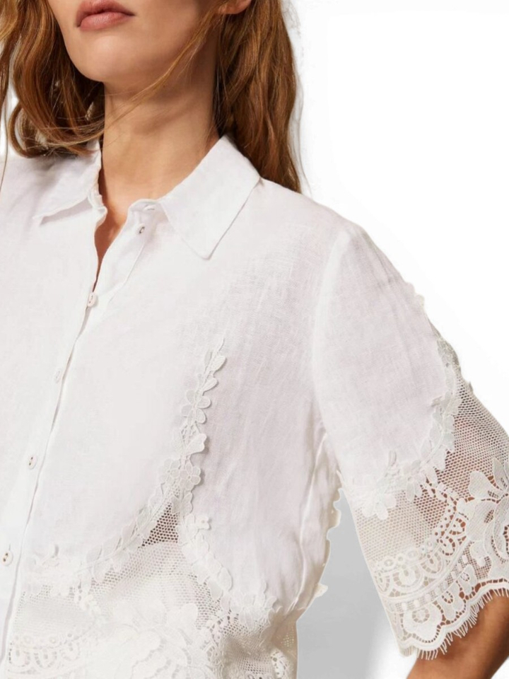 Witte linnen bloes met kanten detail Twinset 