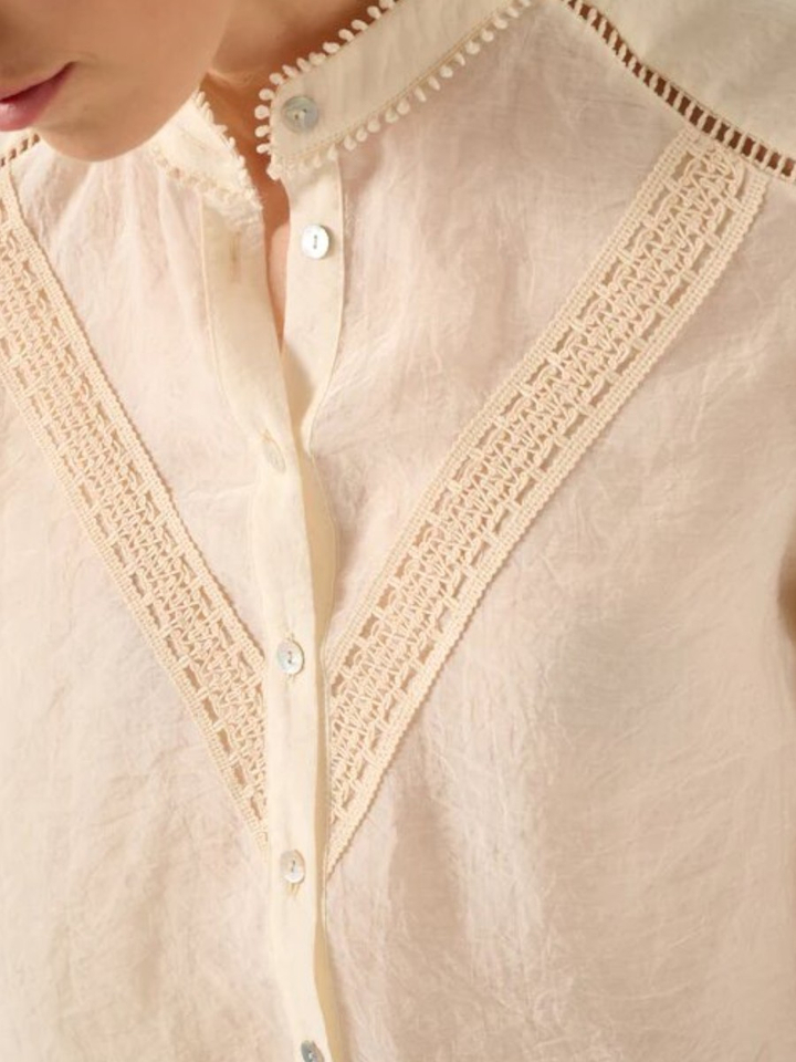 Beige blouse met kantendetail Cody Oscar 
