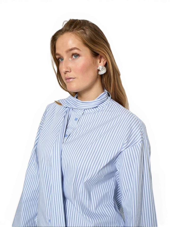 Blauwe gestreepte blouse Sky Minus 