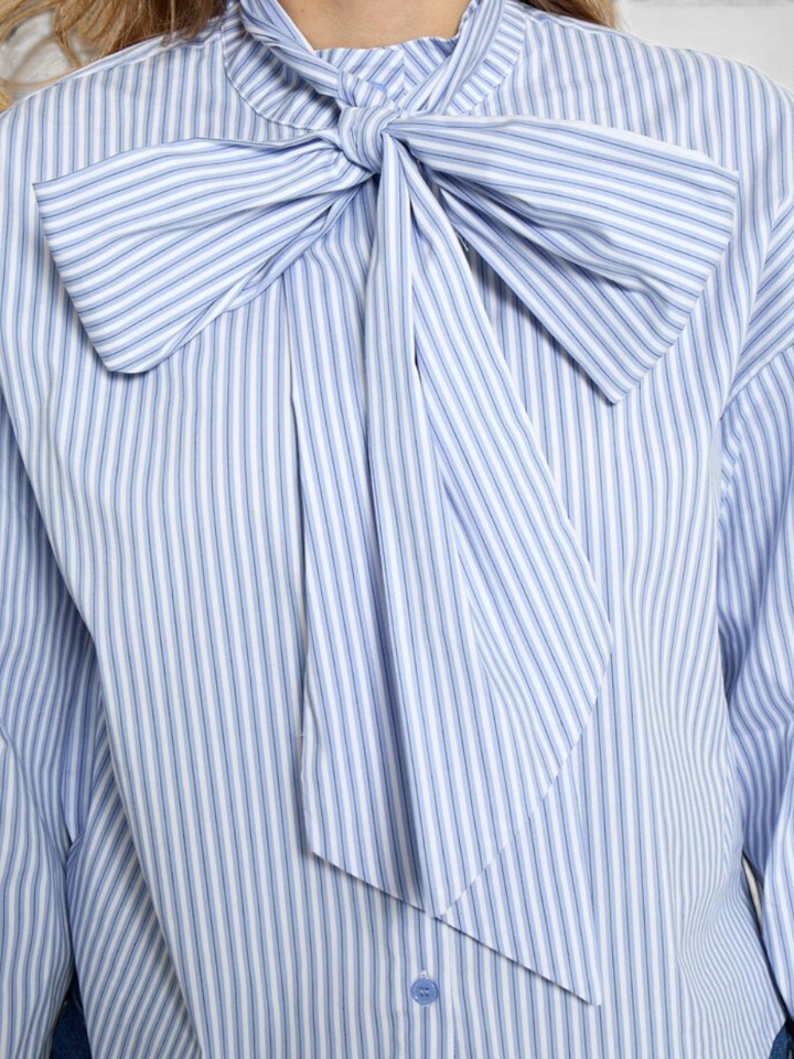 Blauwe gestreepte blouse Sky Minus 