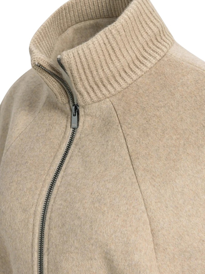 Beige korte manteljas met rits en lint achteraan Yaya