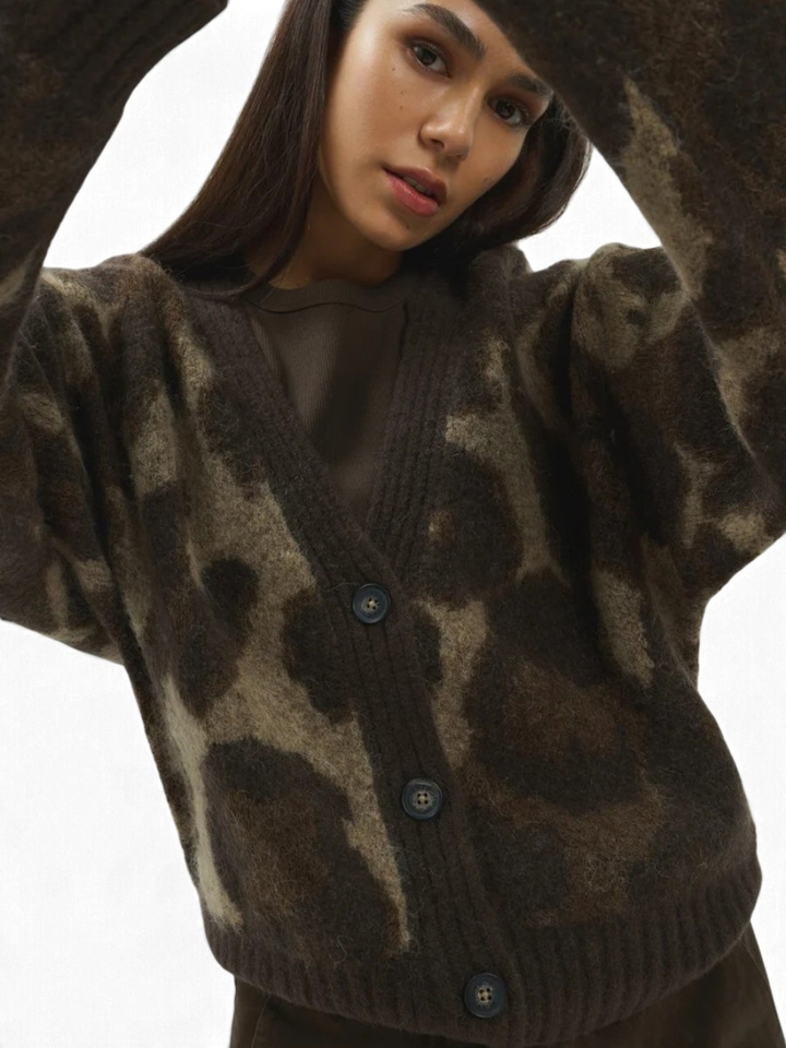 Bruine/beige cardigan in dierenprint met knopen Yaya