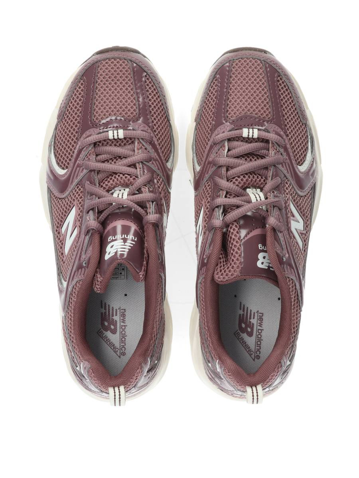 Fast track pebble lage sneakers New Balance