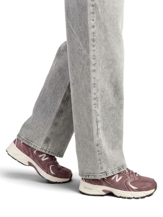 Fast track pebble lage sneakers New Balance