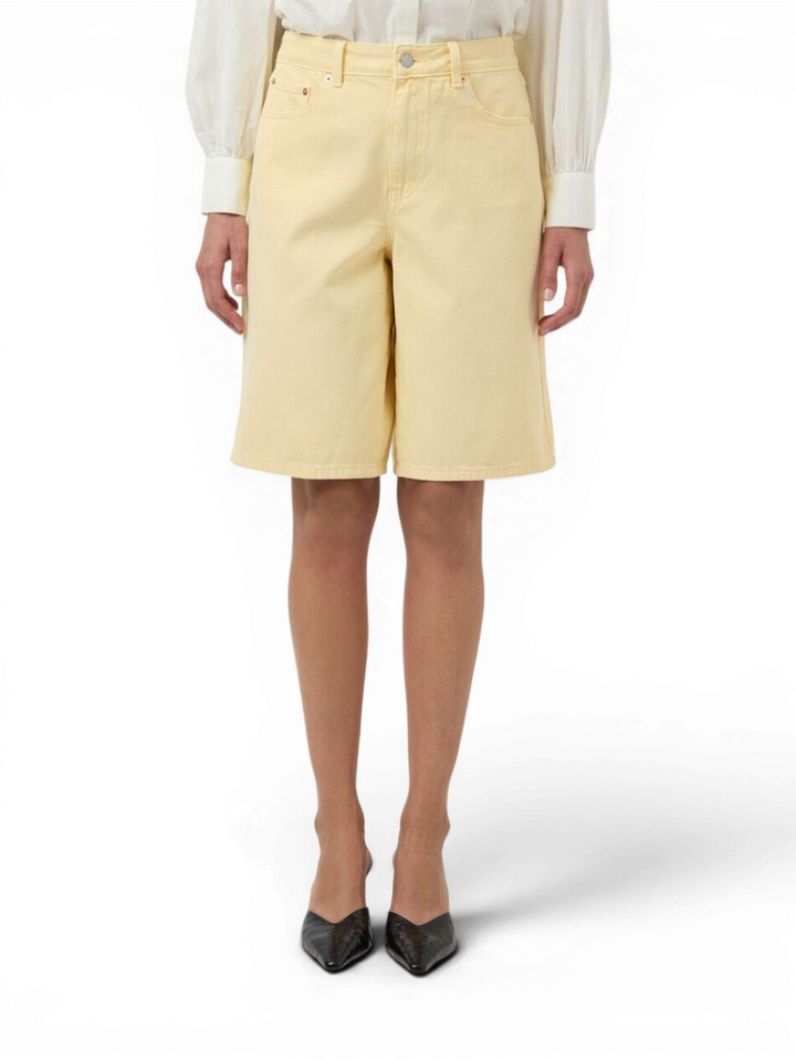 Anise flower bermuda YAS