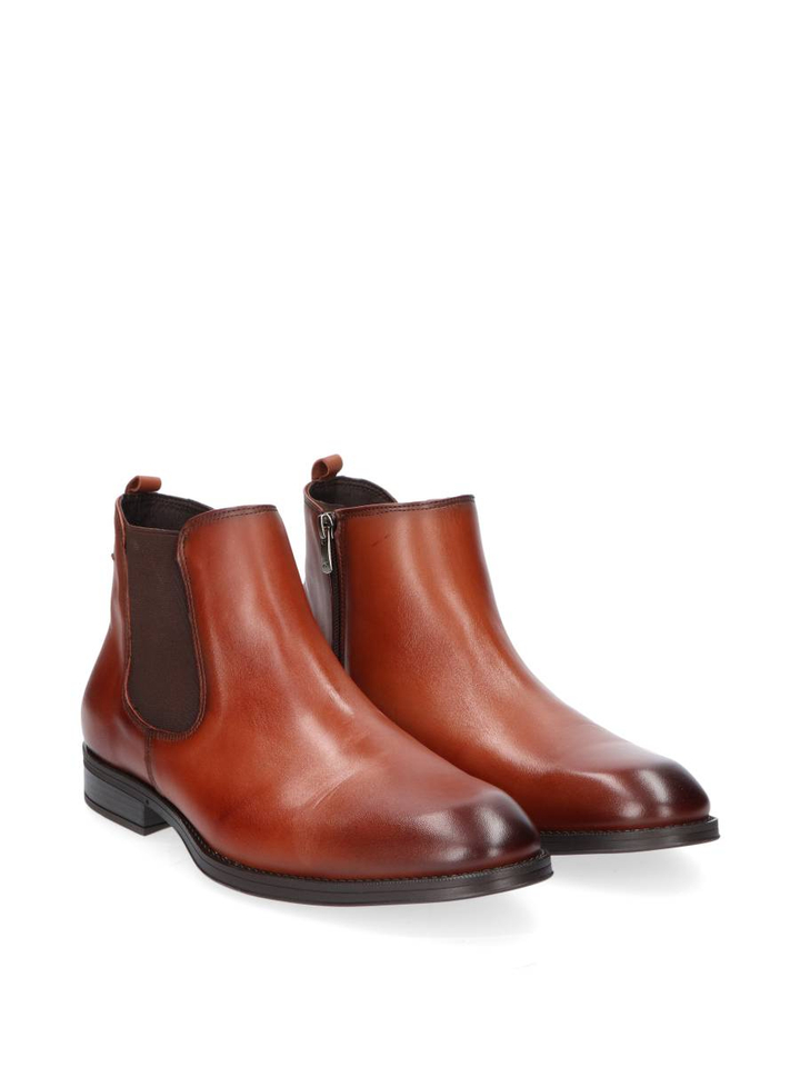 Cognac kleurige lage laarzen Fluchos 