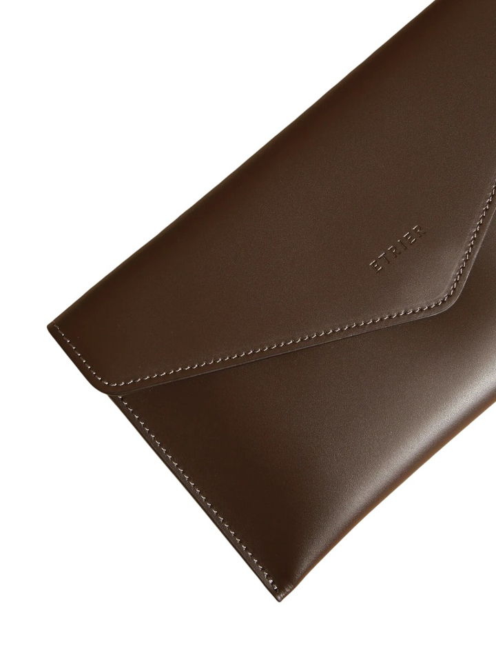 Donkerbruine clutch Etrier