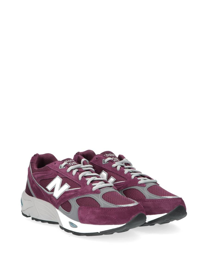 Wijnrode lage sneakers met dikkere zool New Balance
