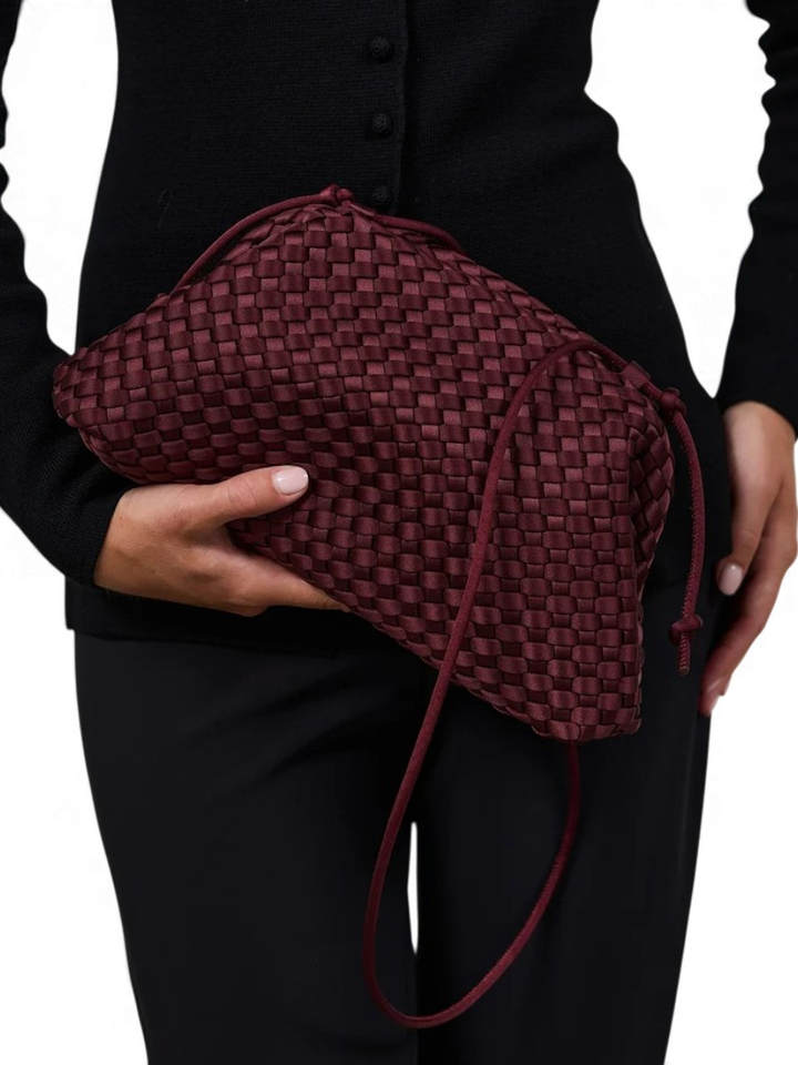 Bordeaux schoudertas Inkberry Satin POUCH Marrea