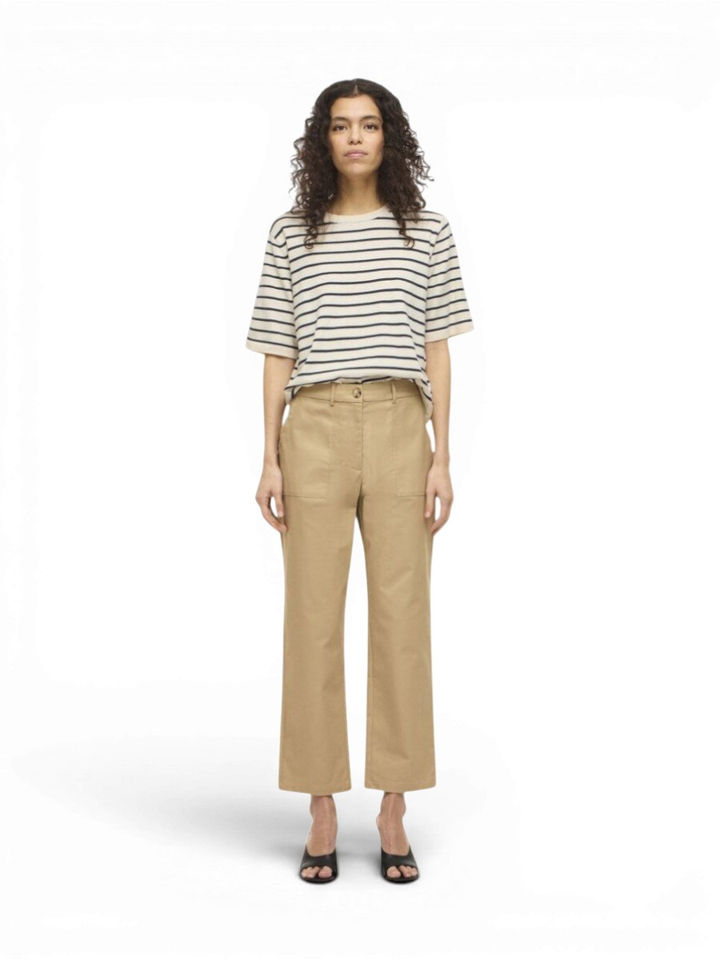 Ecru pull met blauwe strepen Vimalu Vila