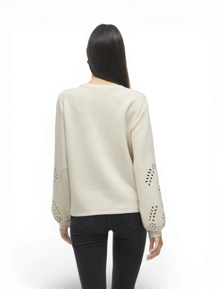Ecru sweater detail aan de mouw Visandy Vila