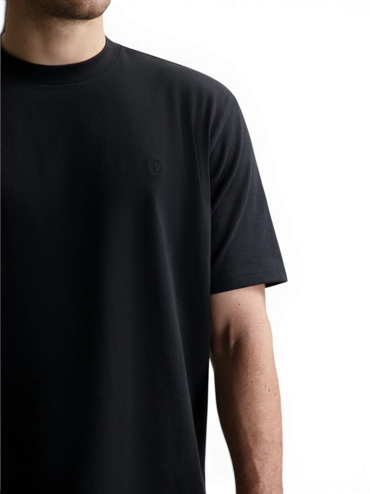 Zwarte katoenen t-shirt met merklogo Dstrezzed