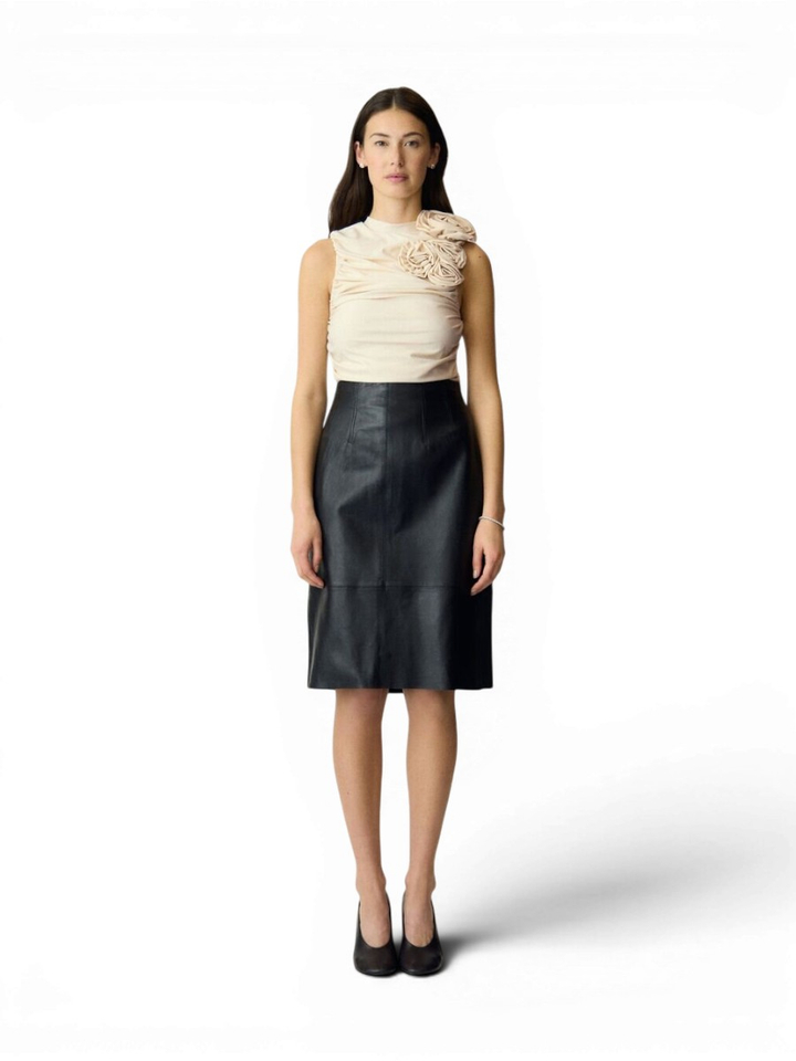 Ecrukleurige top met bloemendetail Yasdona Y.A.S.