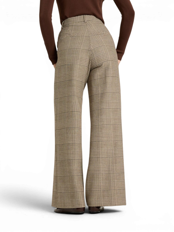 Beige broek met rechte pijpen in ruit motief Alexis Cambio