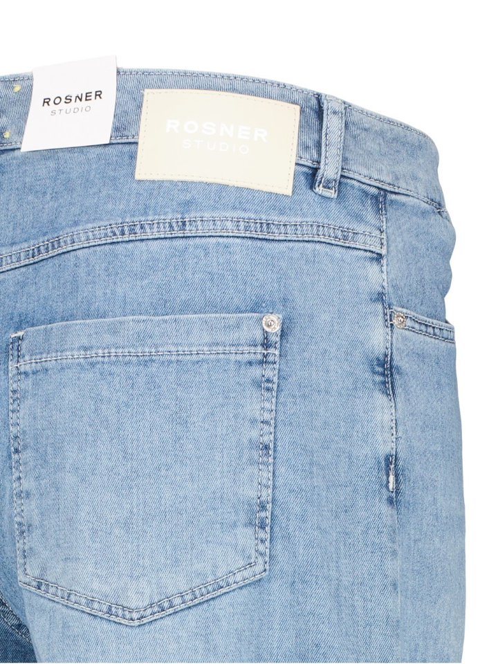 Lichtblauwe tapered fit jeans Mara Tapered detail Rosner 