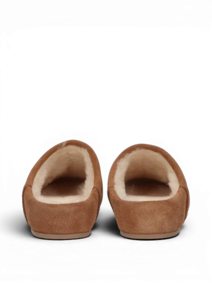 Chestnut cognac slippers Ugg