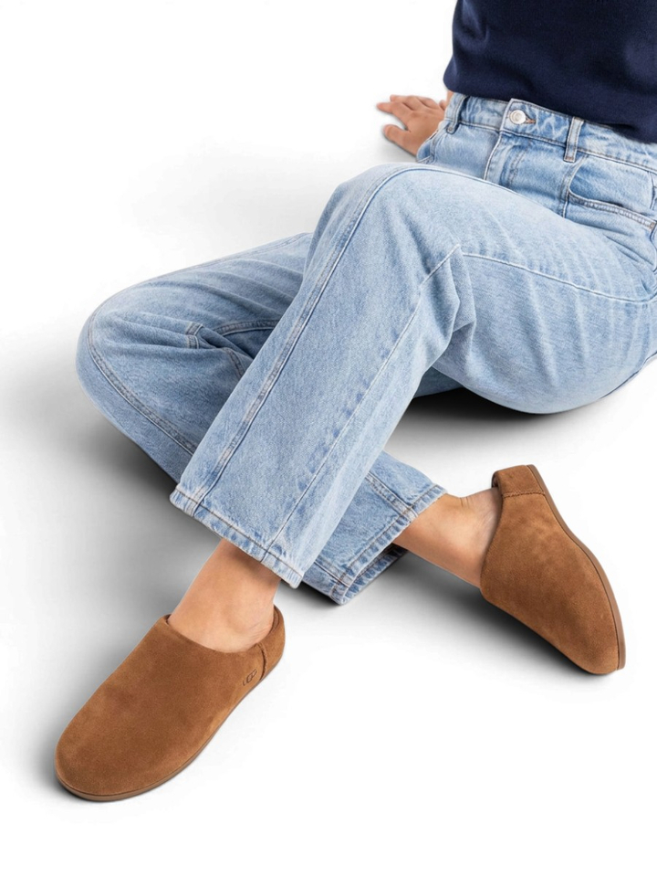 Chestnut cognac slippers Ugg