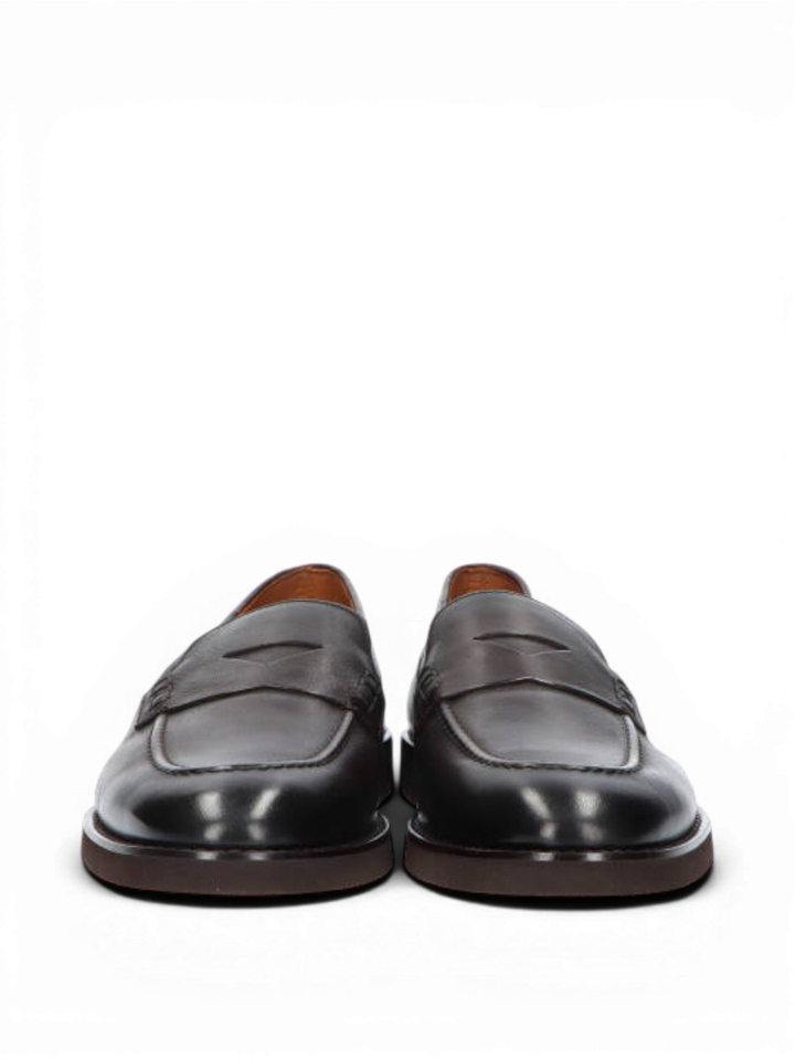 Bruin geklede schoenen Doucals 