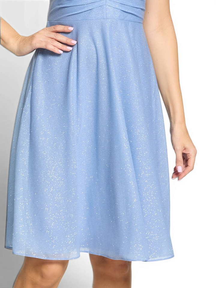 Lichtblauw glitter feestjurk Vera Mont