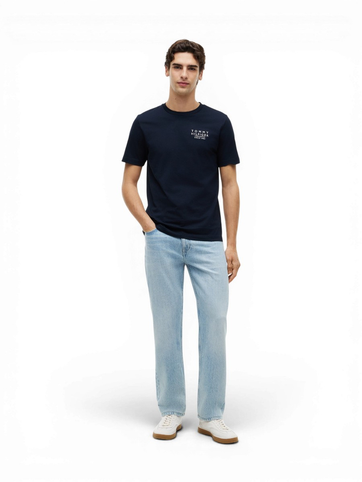 Donkerblauwe katoenen T-shirt met ronde hals en opdruk Tommy Hilfiger