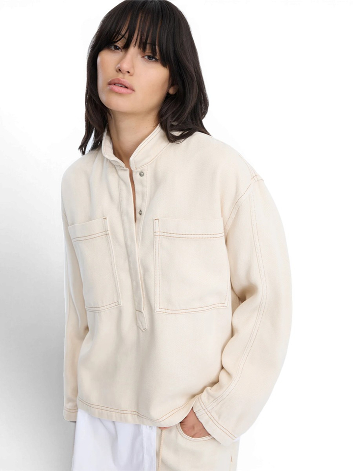 Beige soepelvallende jeans bloes Tuxa Munthe