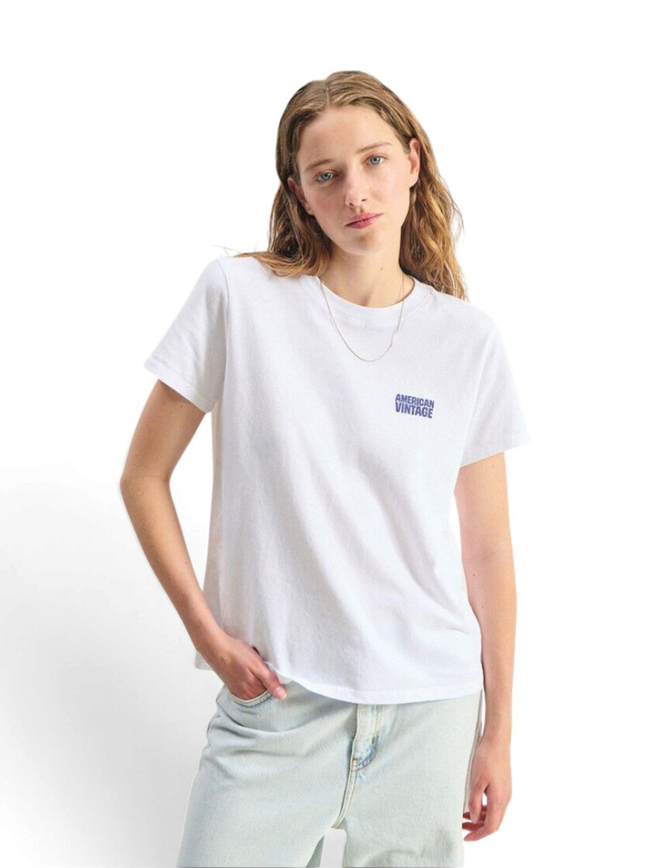 Witte t-shirt met blauw logo American Vintage
