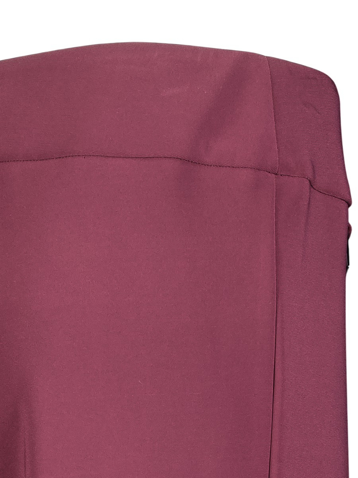 Bordeaux kleurige broek met elastiek 