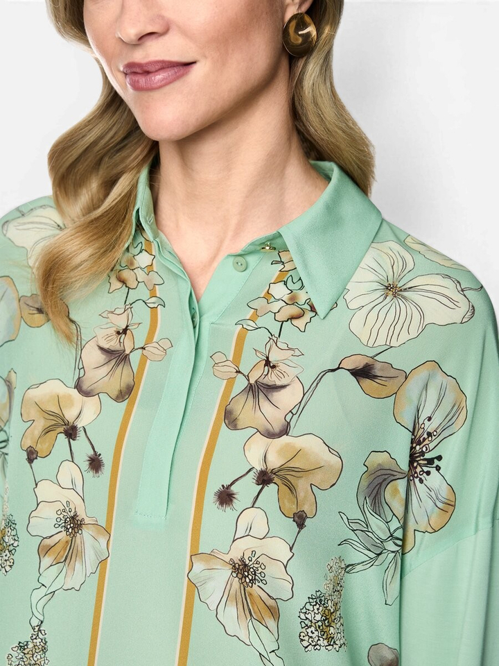 Groene bloes met bloemenprint Marccain 