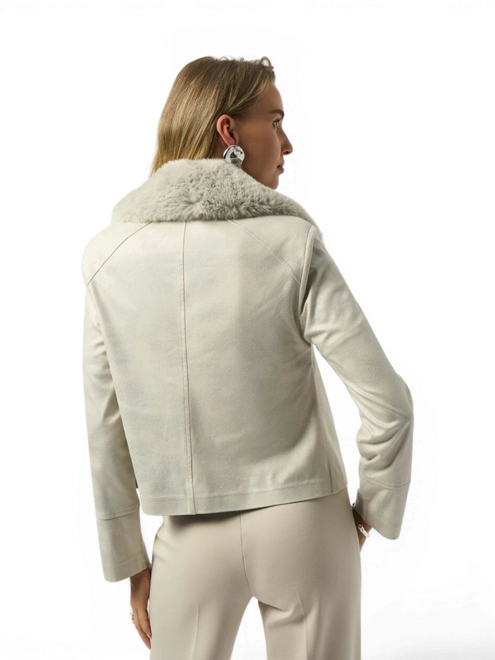 Beige vest met kraag in imitatiebond Joseph Ribkoff