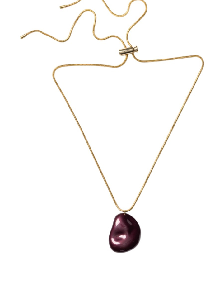Gouden ketting met bordeaux steen Aora Laurence Delvallez